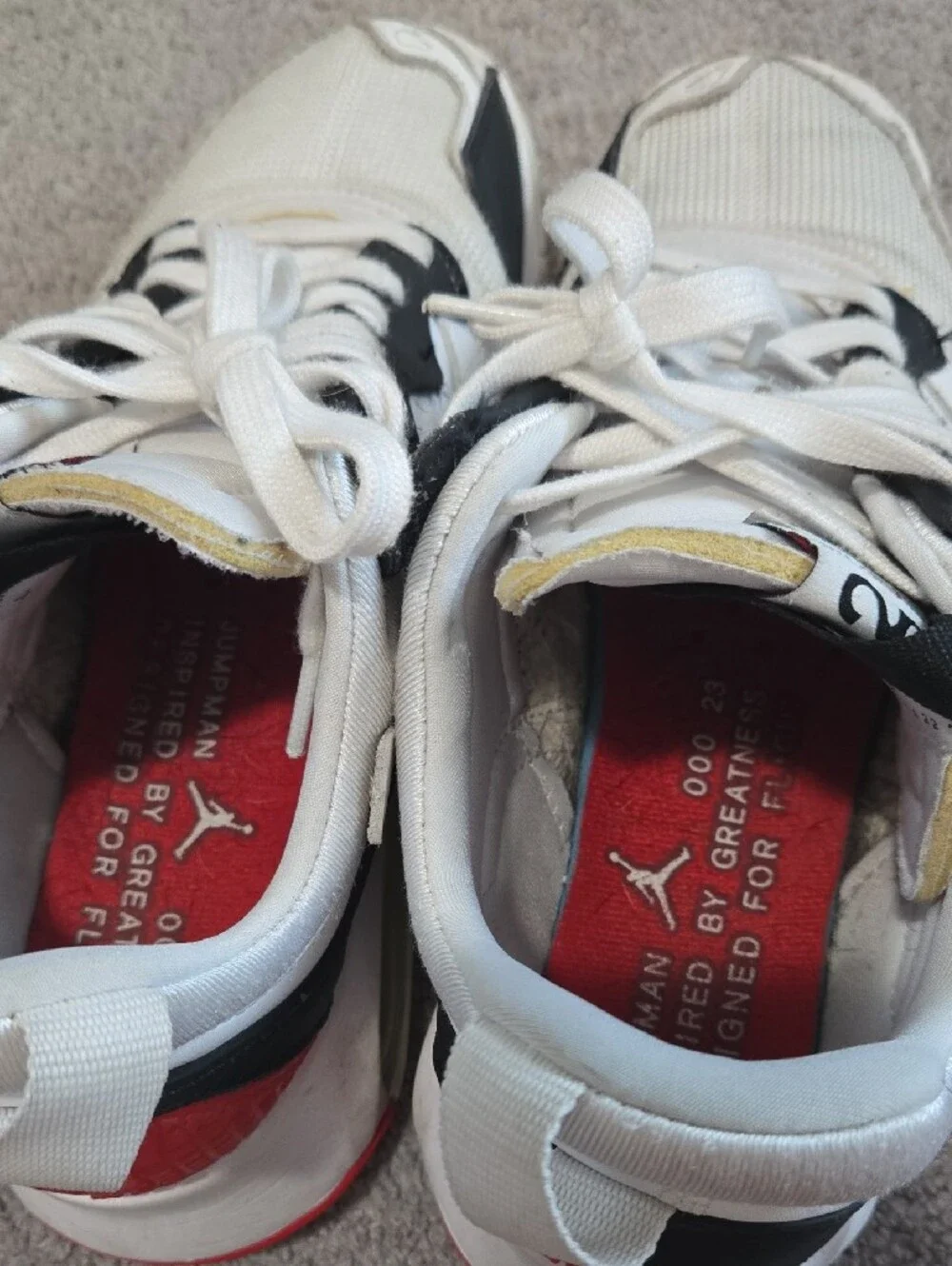 Jordan Ma2 Size 10 White Black Red